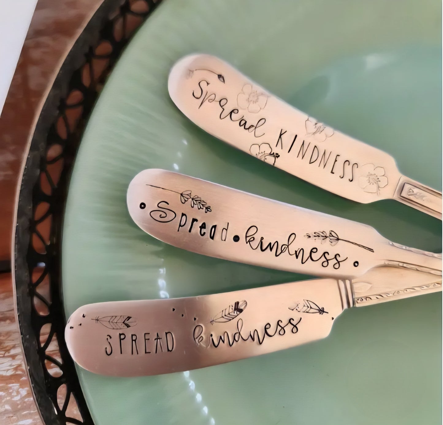 Vintage Inspired Spreaders